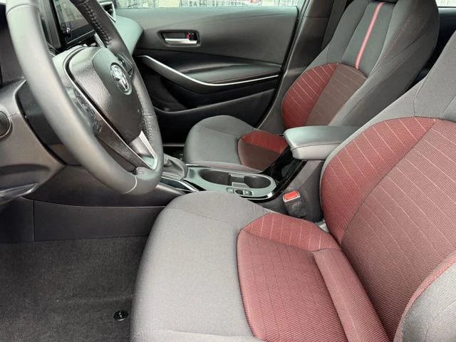 2025 Toyota Corolla - Image 42