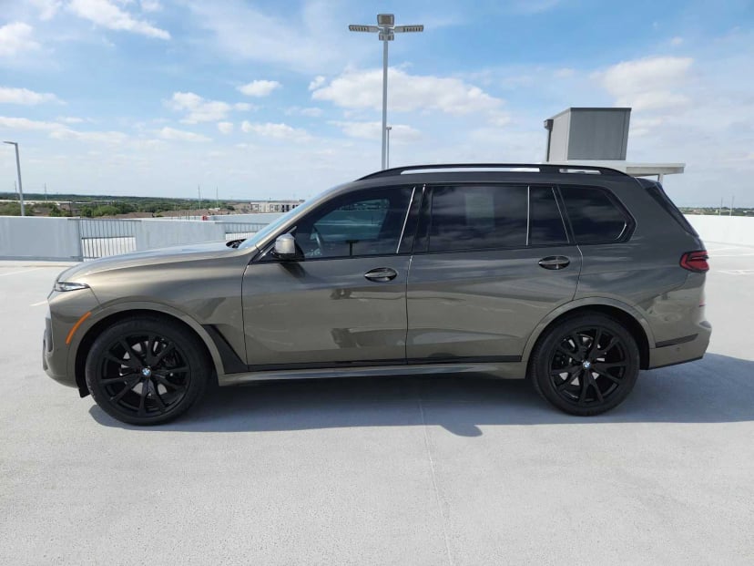 2024 BMW X7 xDrive40i - Image 4