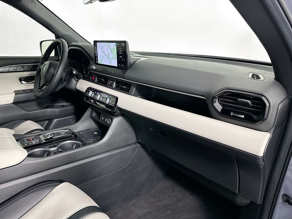 2026 Honda Passport - Image 30