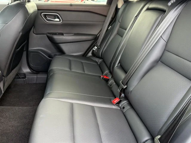 2021 Nissan Rogue - Image 26