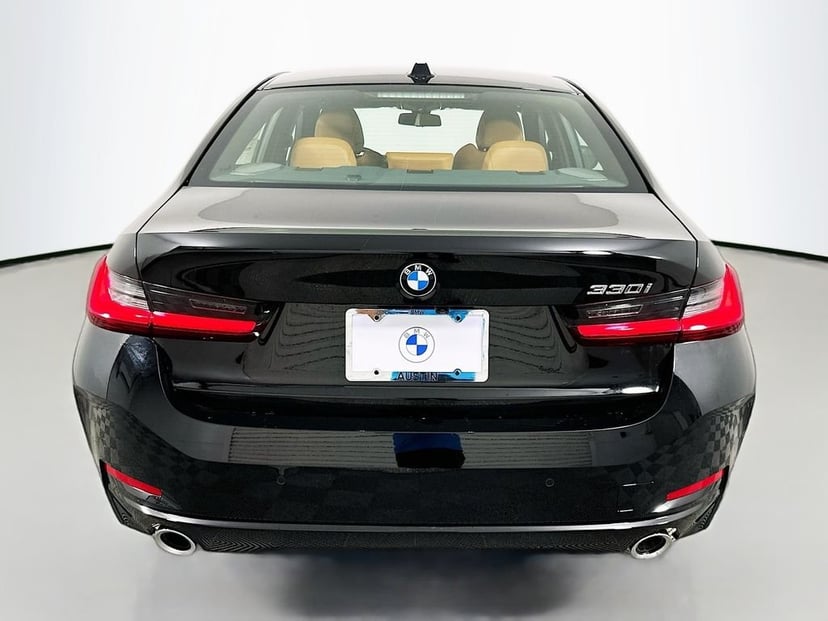 2026 BMW 3 Series - Image 6