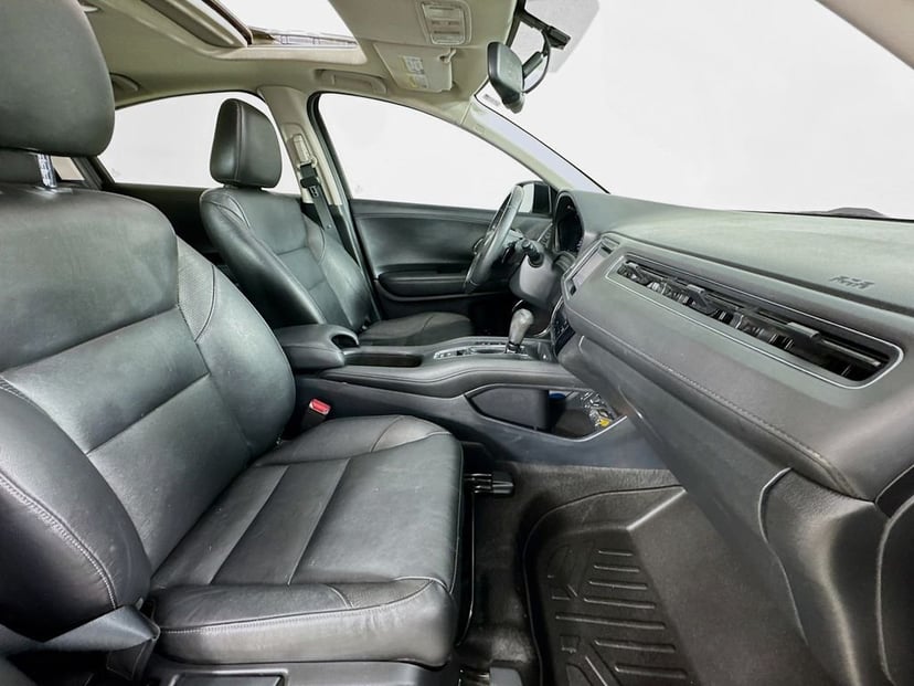 2016 Honda HR-V - Image 34