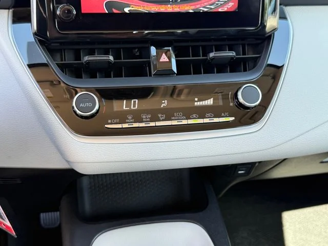 2026 Toyota Corolla - Image 18