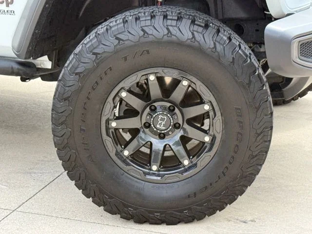 2020 Jeep Wrangler - Image 2