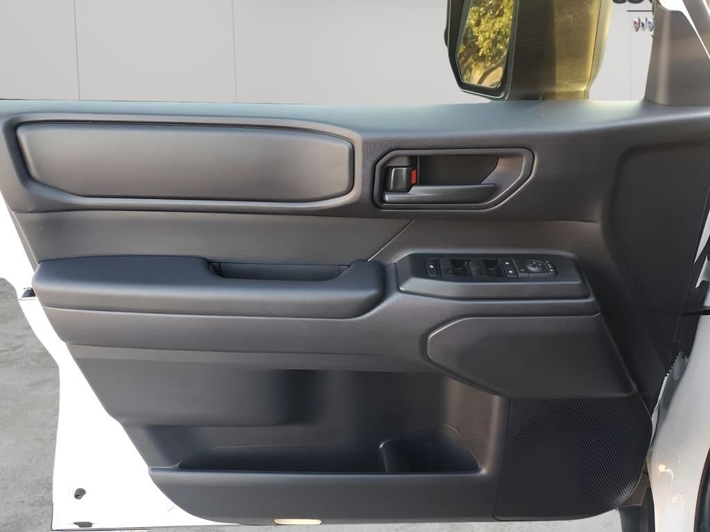 2025 Toyota Land Cruiser - Image 26