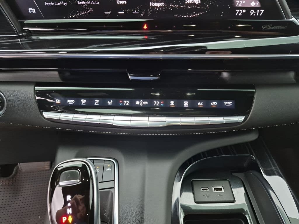 2021 Cadillac Escalade - Image 42