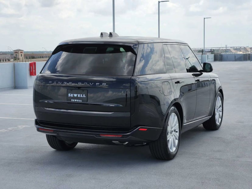 2026 LAND ROVER Range Rover - Image 7