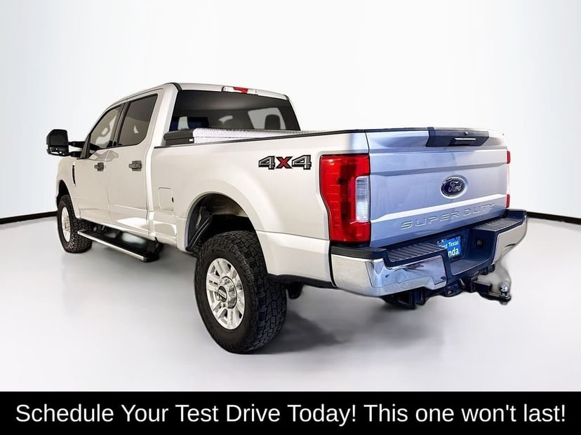2017 Ford F-250SD - Image 5