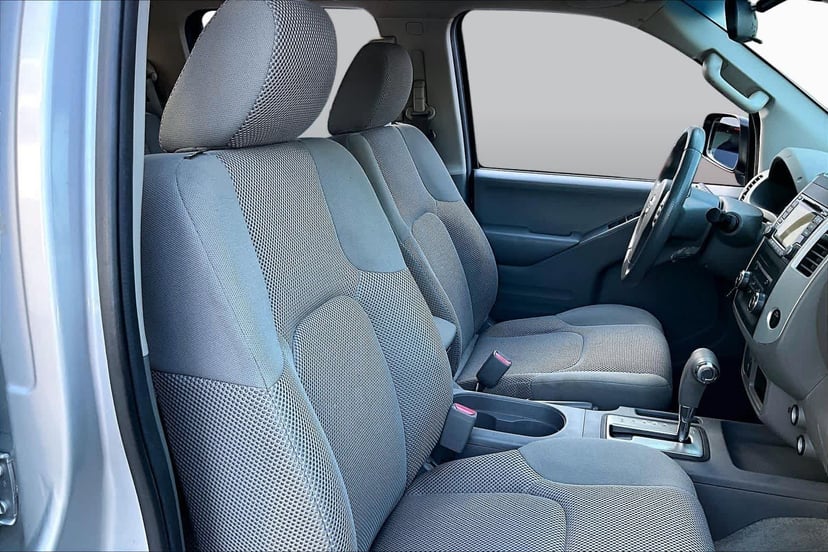 2015 Nissan Frontier - Image 9