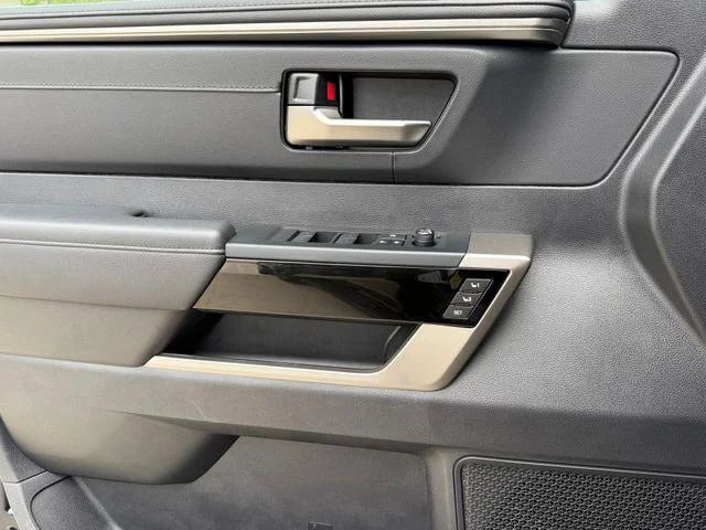 2025 Toyota Tundra - Image 50