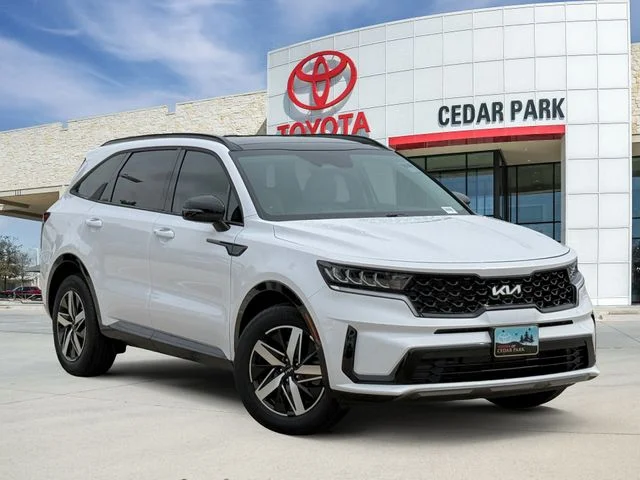 2023 Kia Sorento - Image 1