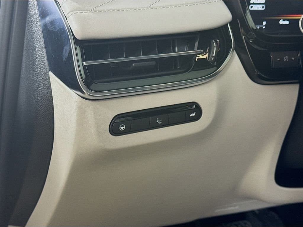 2026 INFINITI QX60 - Image 11