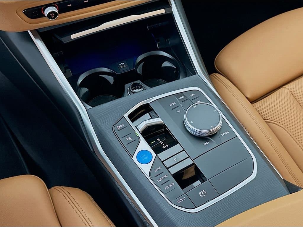 2026 BMW i4 - Image 15