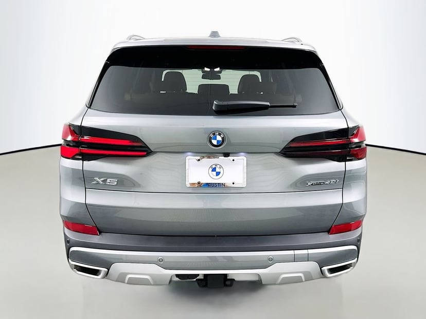 2026 BMW X5 - Image 6