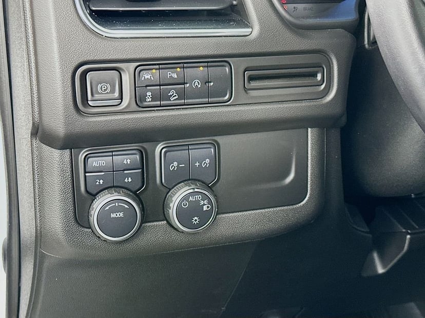 2023 Chevrolet Tahoe - Image 10