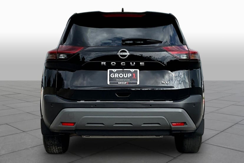 2023 Nissan Rogue - Image 5