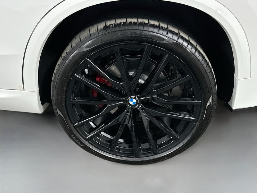 2026 BMW X5 - Image 22