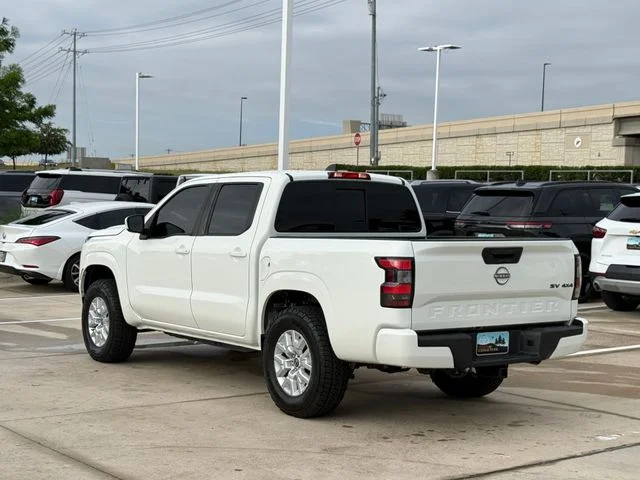 2022 Nissan Frontier - Image 3