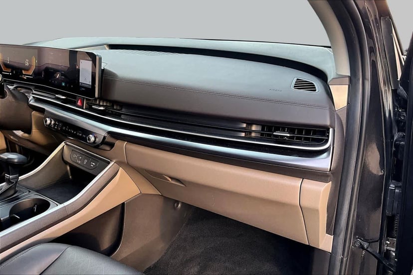 2025 Kia Carnival - Image 18