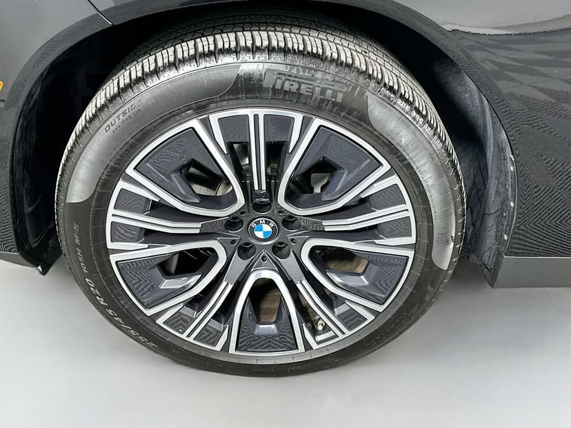 2025 BMW X3 - Image 30