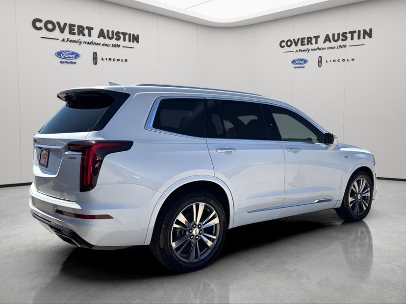2021 Cadillac XT6 - Image 5