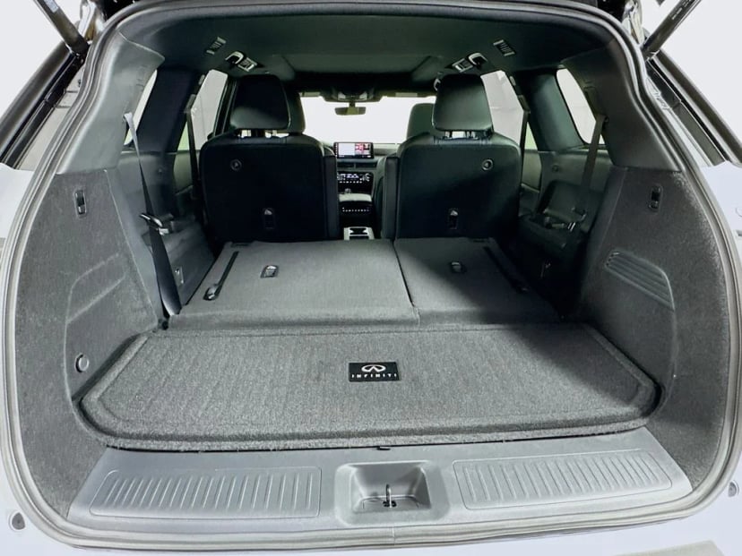 2027 INFINITI QX60 - Image 31