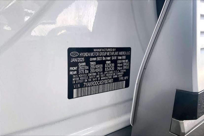 2025 Hyundai IONIQ 5 - Image 33
