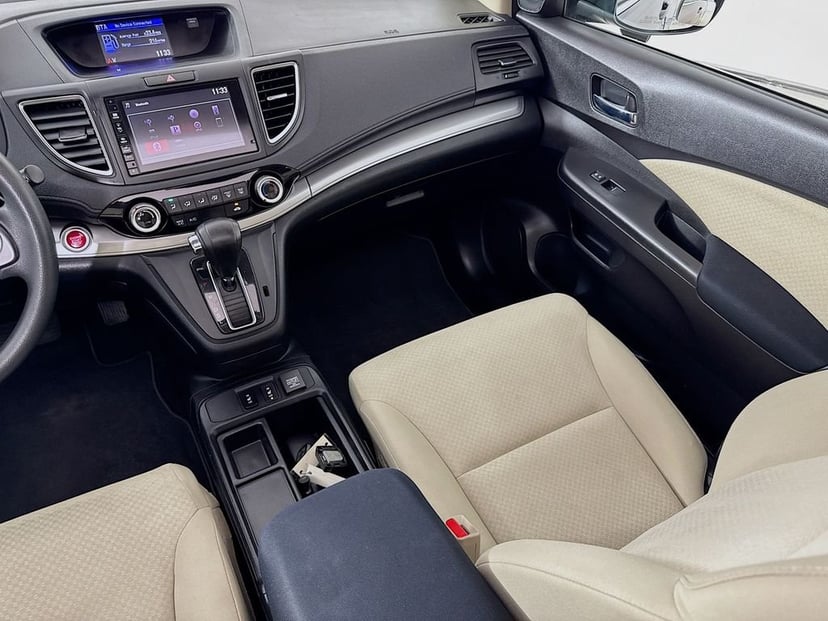 2015 Honda CR-V - Image 29