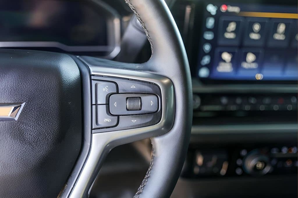 2024 Chevrolet Silverado 2500HD - Image 12