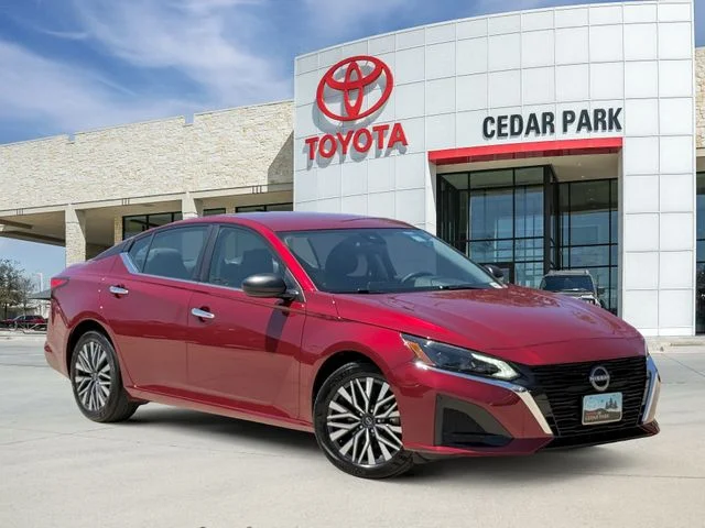 2025 Nissan Altima - Image 1