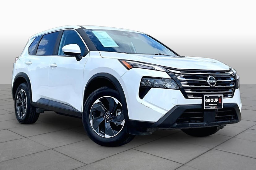 2025 Nissan Rogue - Image 1