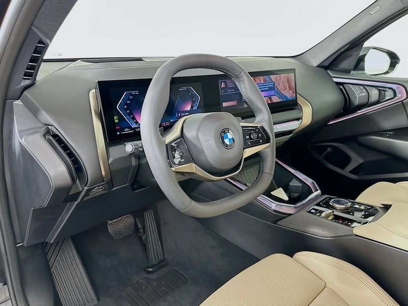 2025 BMW X3 - Image 9