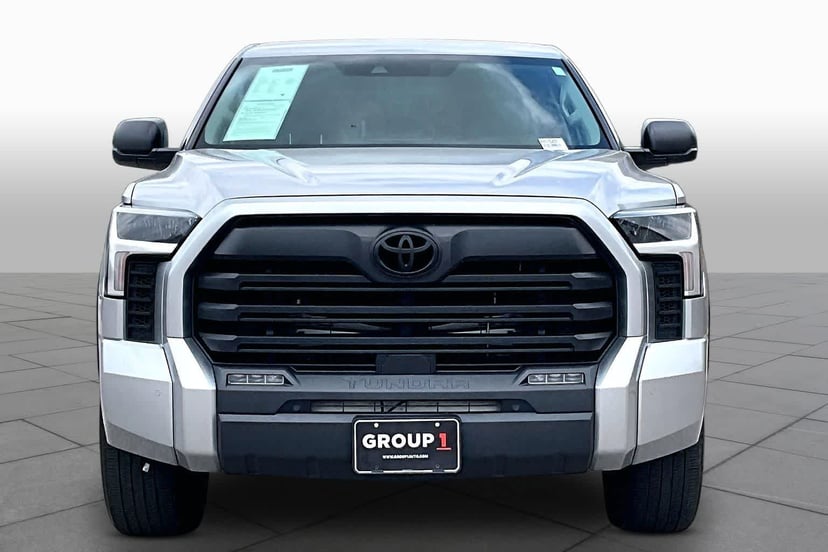 2023 Toyota Tundra - Image 2