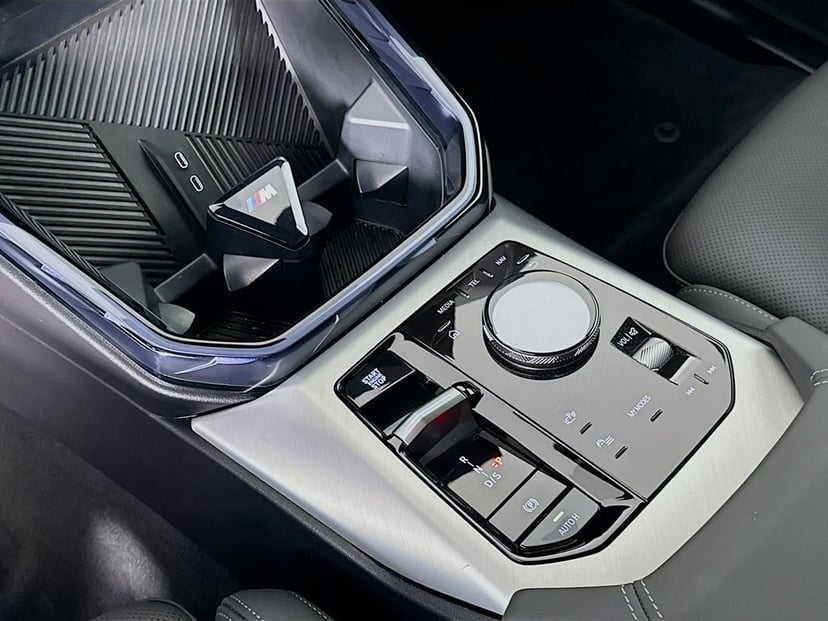 2025 BMW X3 - Image 16