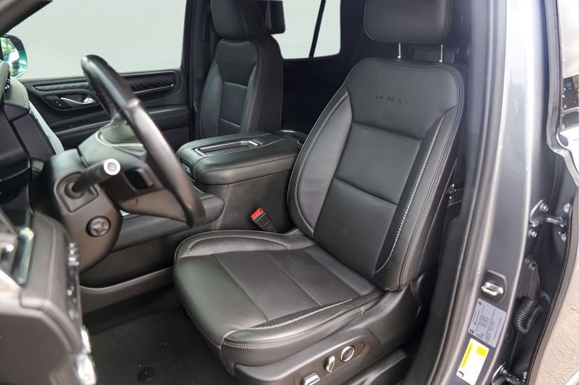 2021 GMC Yukon - Image 9