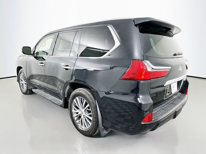 2018 Lexus LX - Image 7