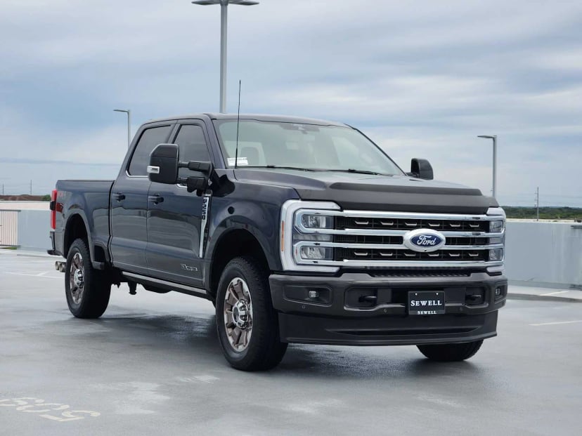 2025 Ford Super Duty F-250 Pickup - Image 3