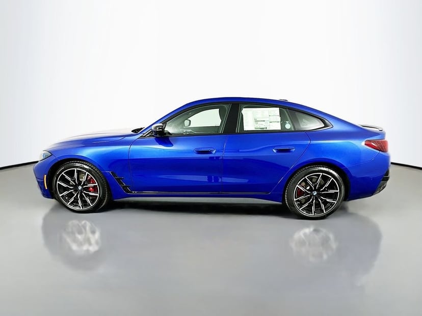 2026 BMW i4 - Image 8