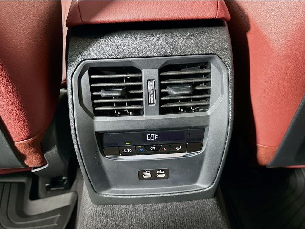 2026 BMW 4 Series - Image 18