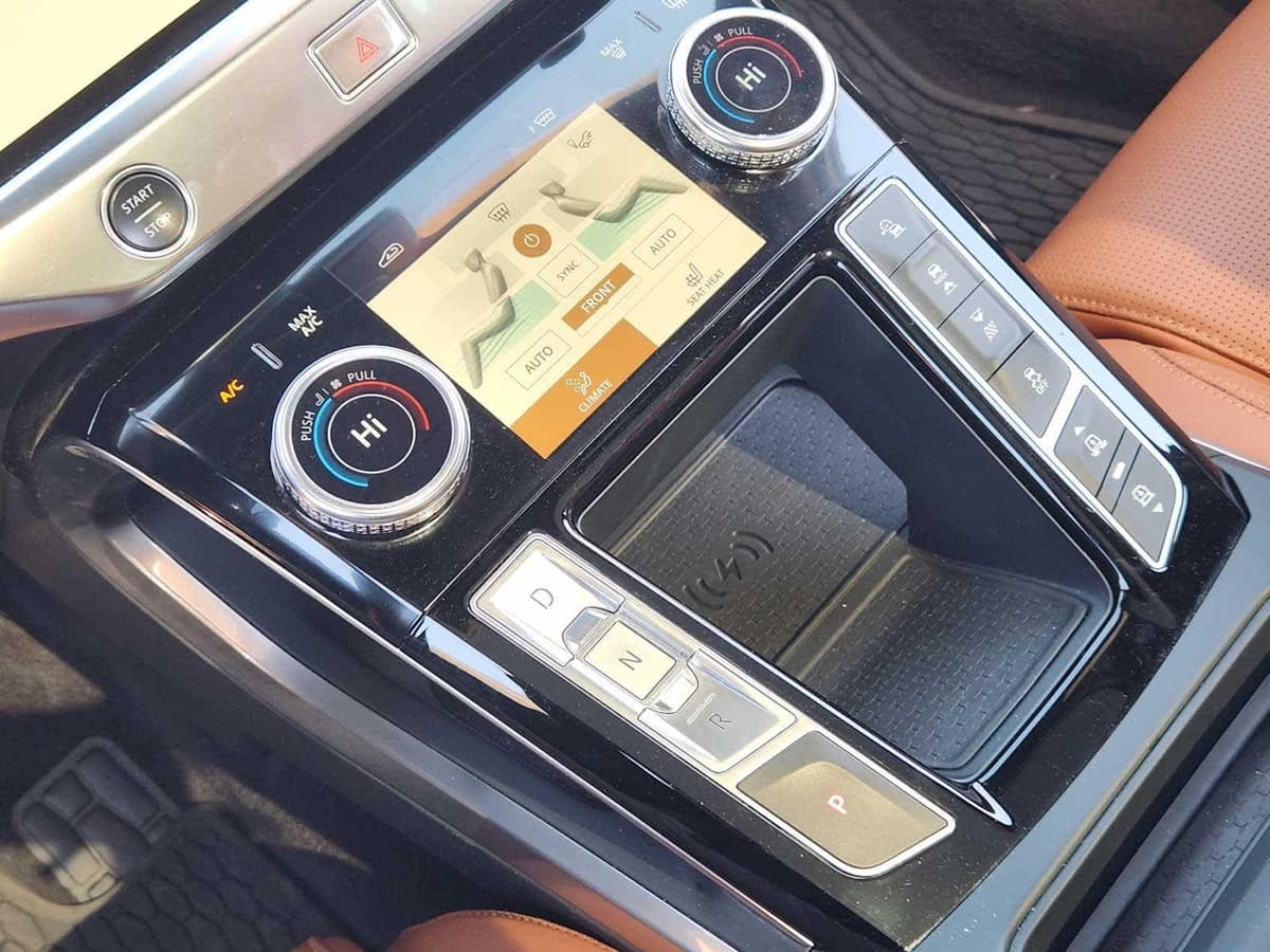 2023 Jaguar I-PACE - Image 14