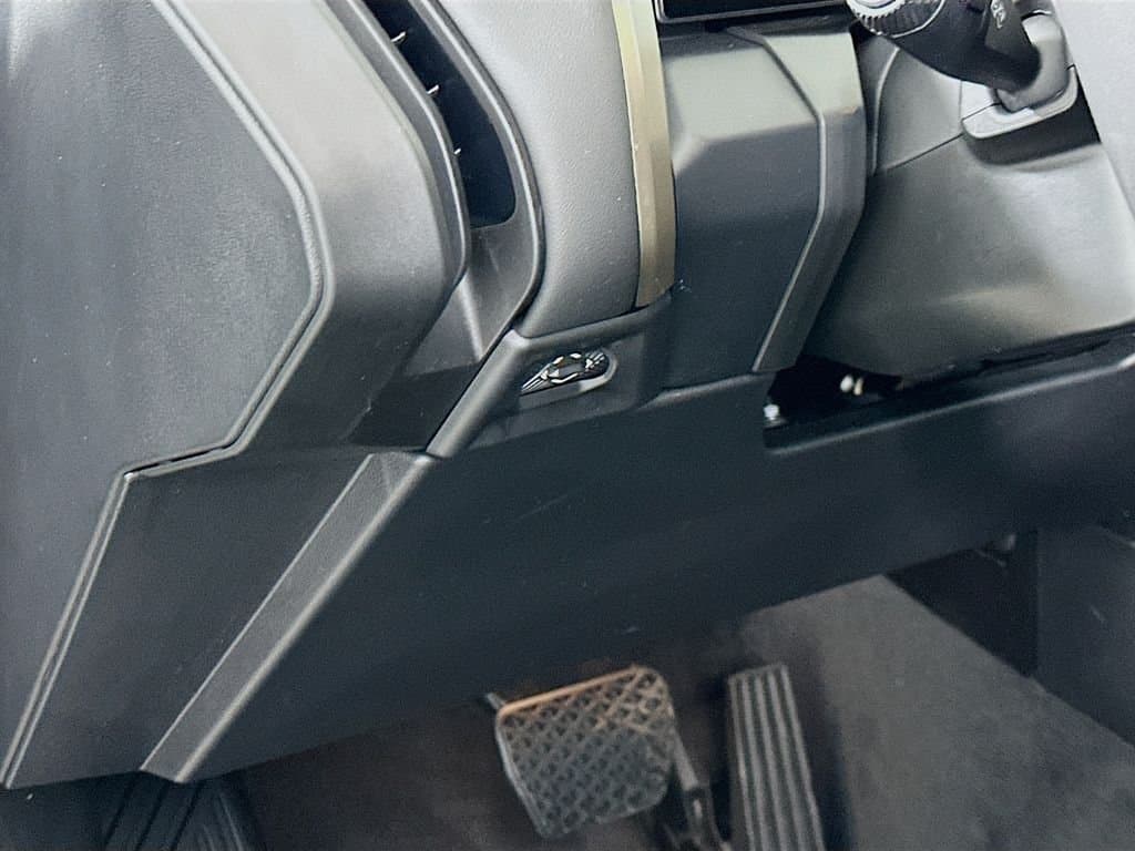 2025 BMW X3 - Image 10