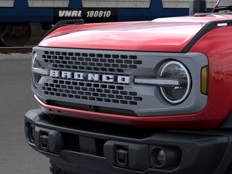 2026 Ford Bronco - Image 32