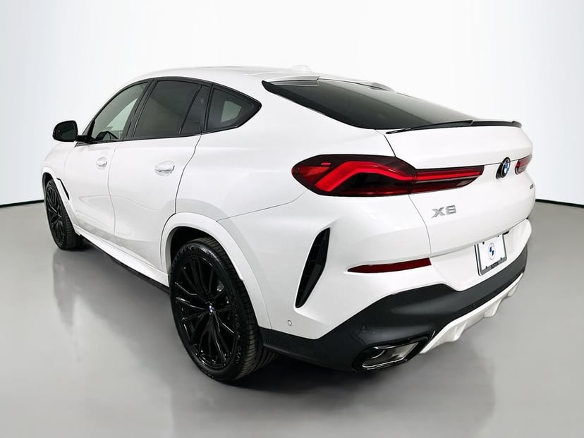 2027 BMW X6 - Image 7