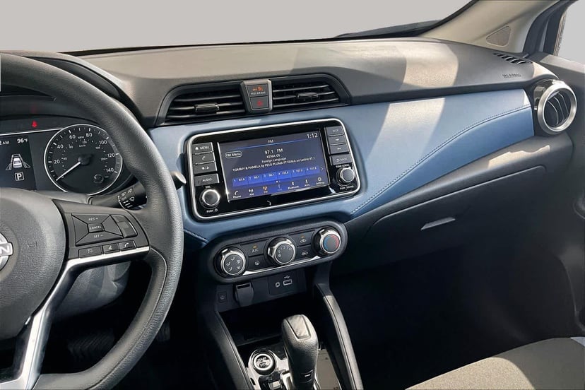 2025 Nissan Versa - Image 7