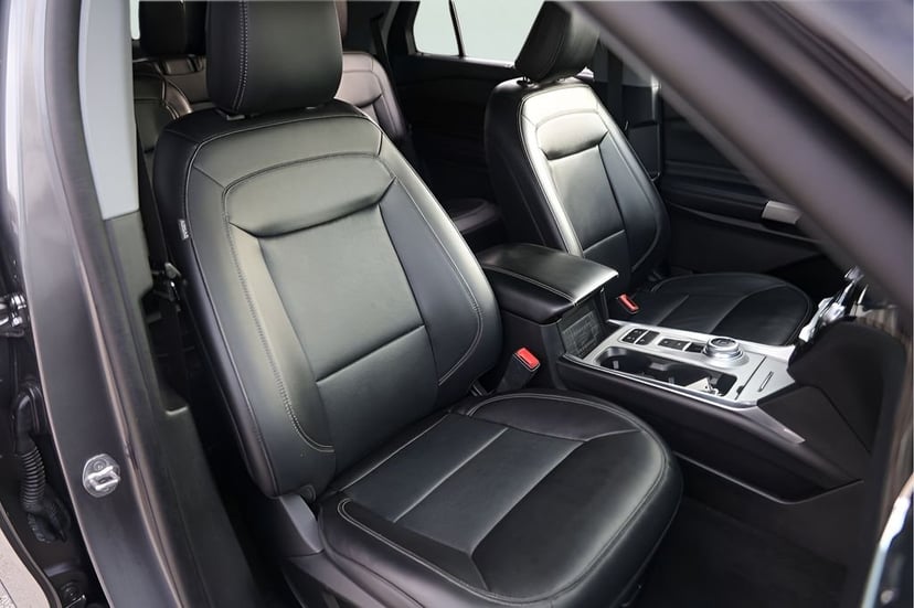 2023 Ford Explorer - Image 35