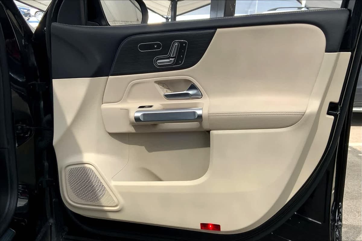 2020 Mercedes-Benz GLB 250 - Image 22