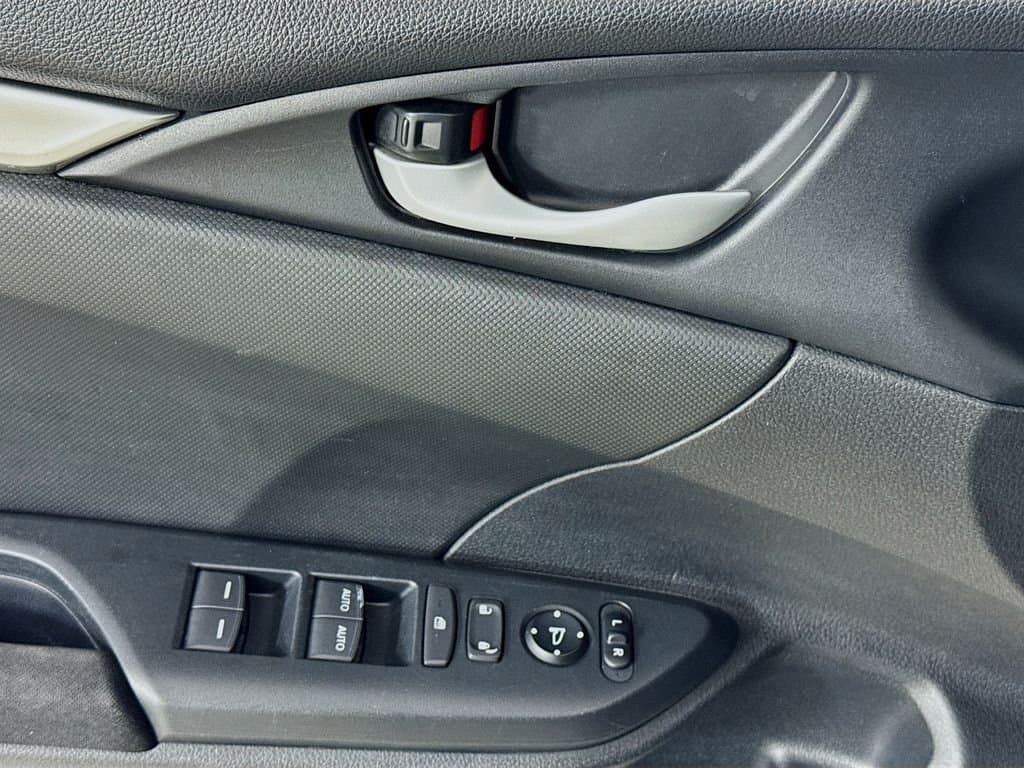 2016 HONDA Civic - Image 22