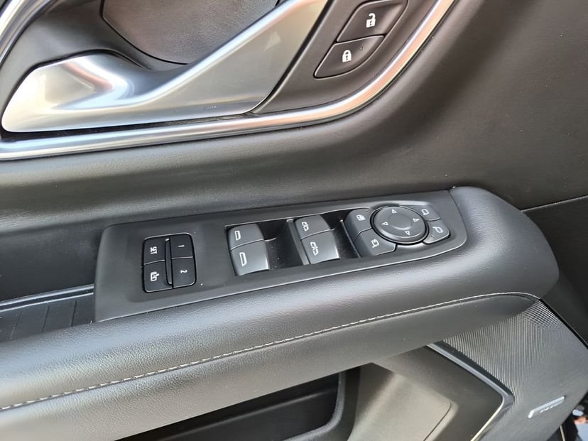 2022 Chevrolet Tahoe - Image 28