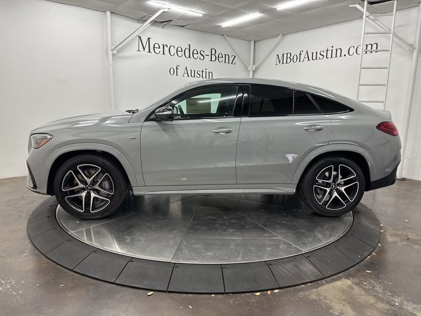 2026 Mercedes-Benz GLE - Image 2
