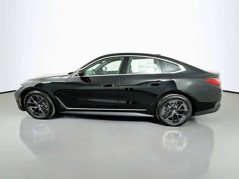 2026 BMW i4 - Image 8